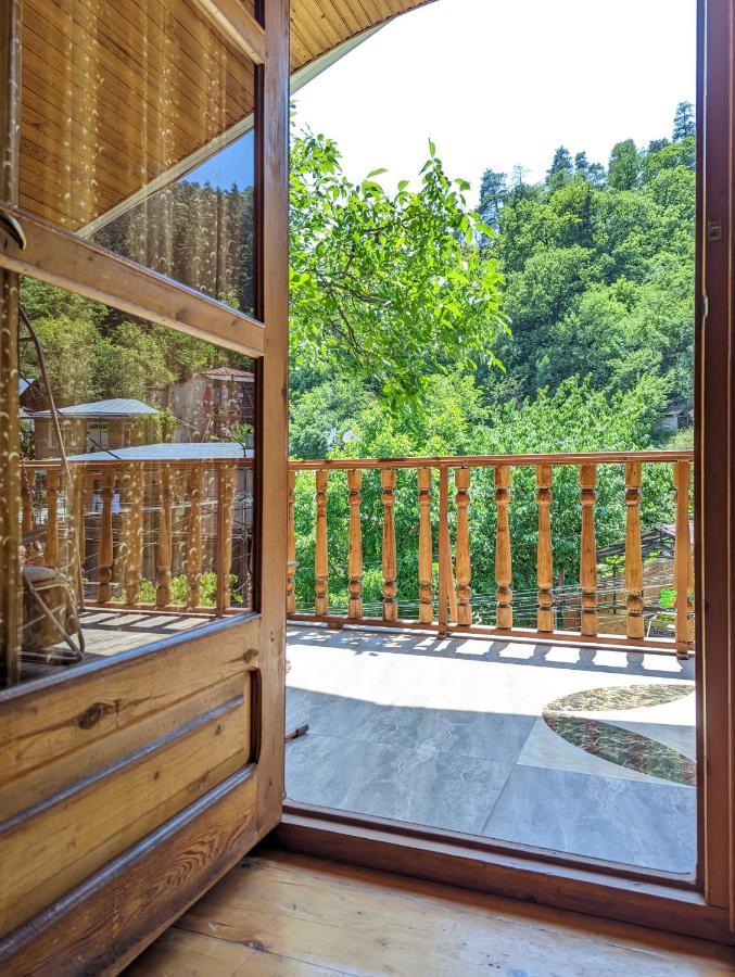 Dalko Hotell Borjomi Exteriör bild