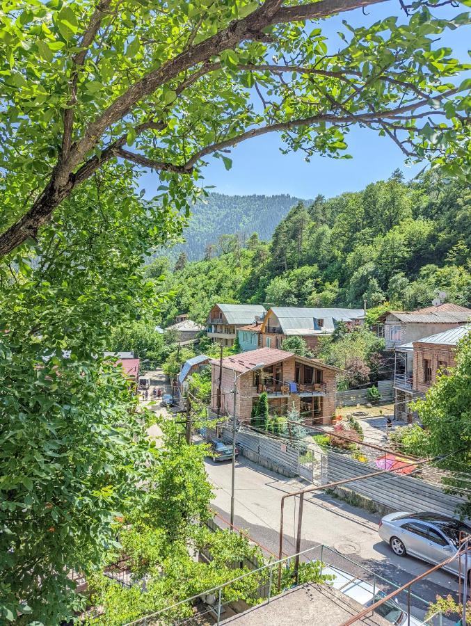 Dalko Hotell Borjomi Exteriör bild
